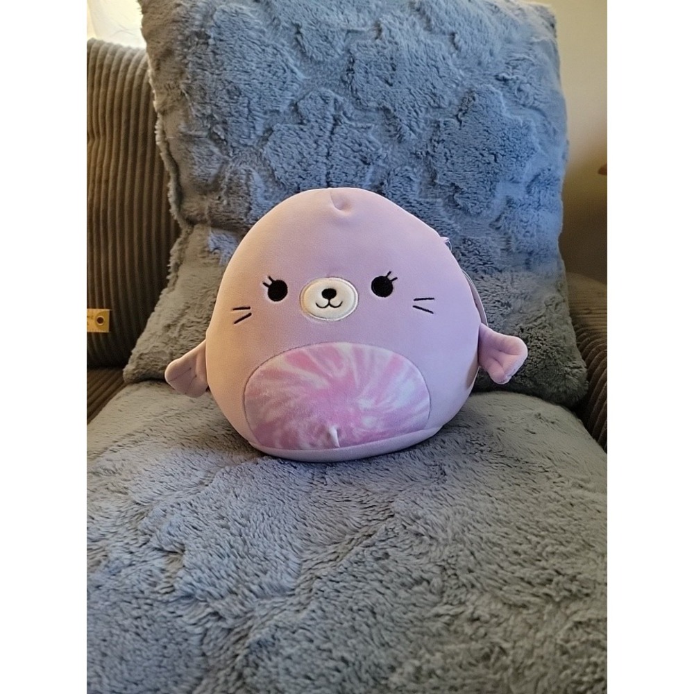 Squishmallow Meryl The Seal